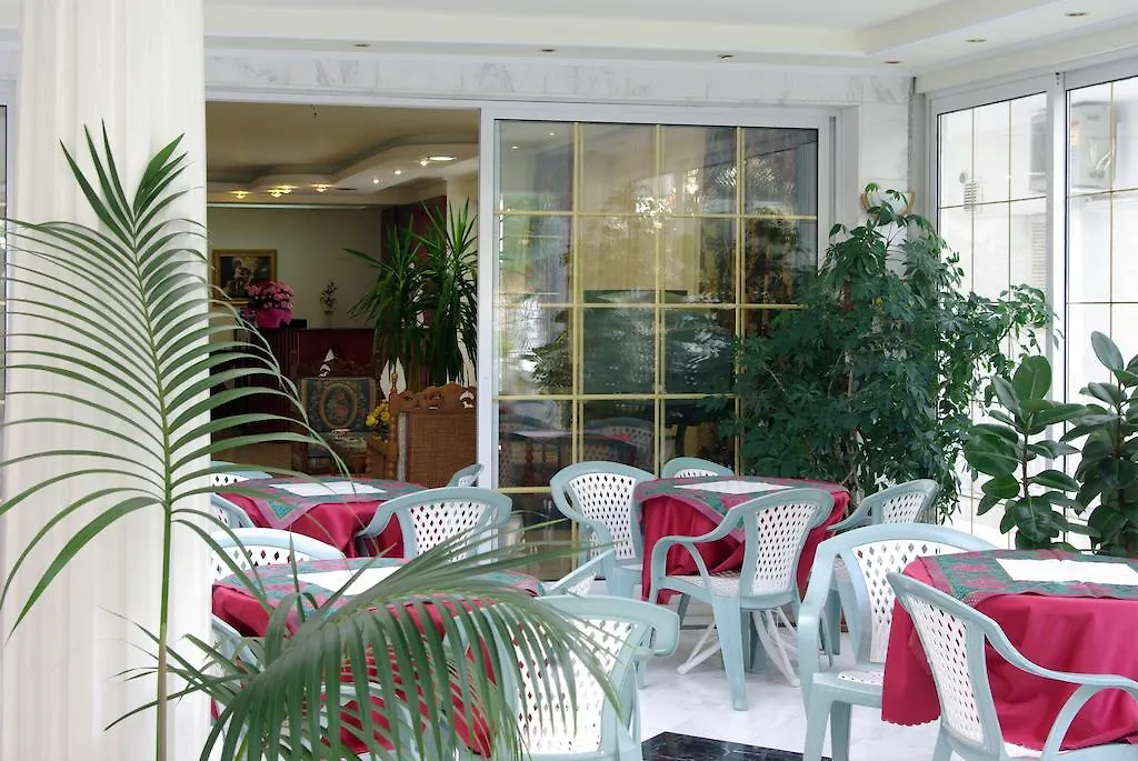 Hotel Chronis-1